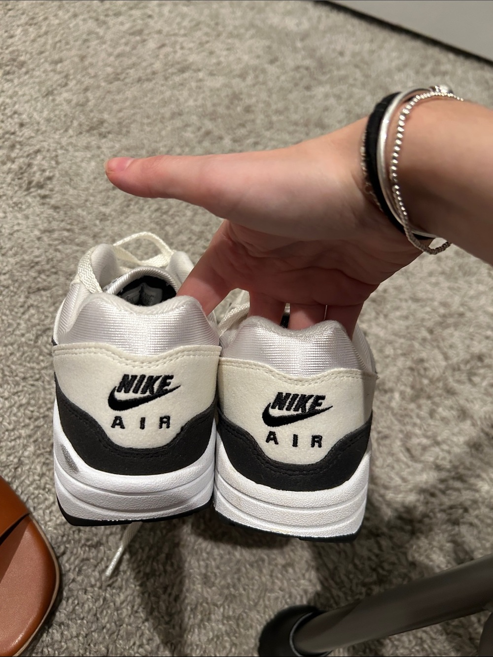 Nike White and Black Retro Runner Sneakers - Picture 6 of 6